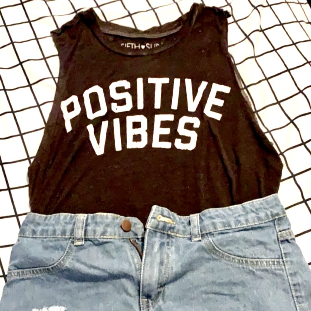 Cut Off T-Shirt